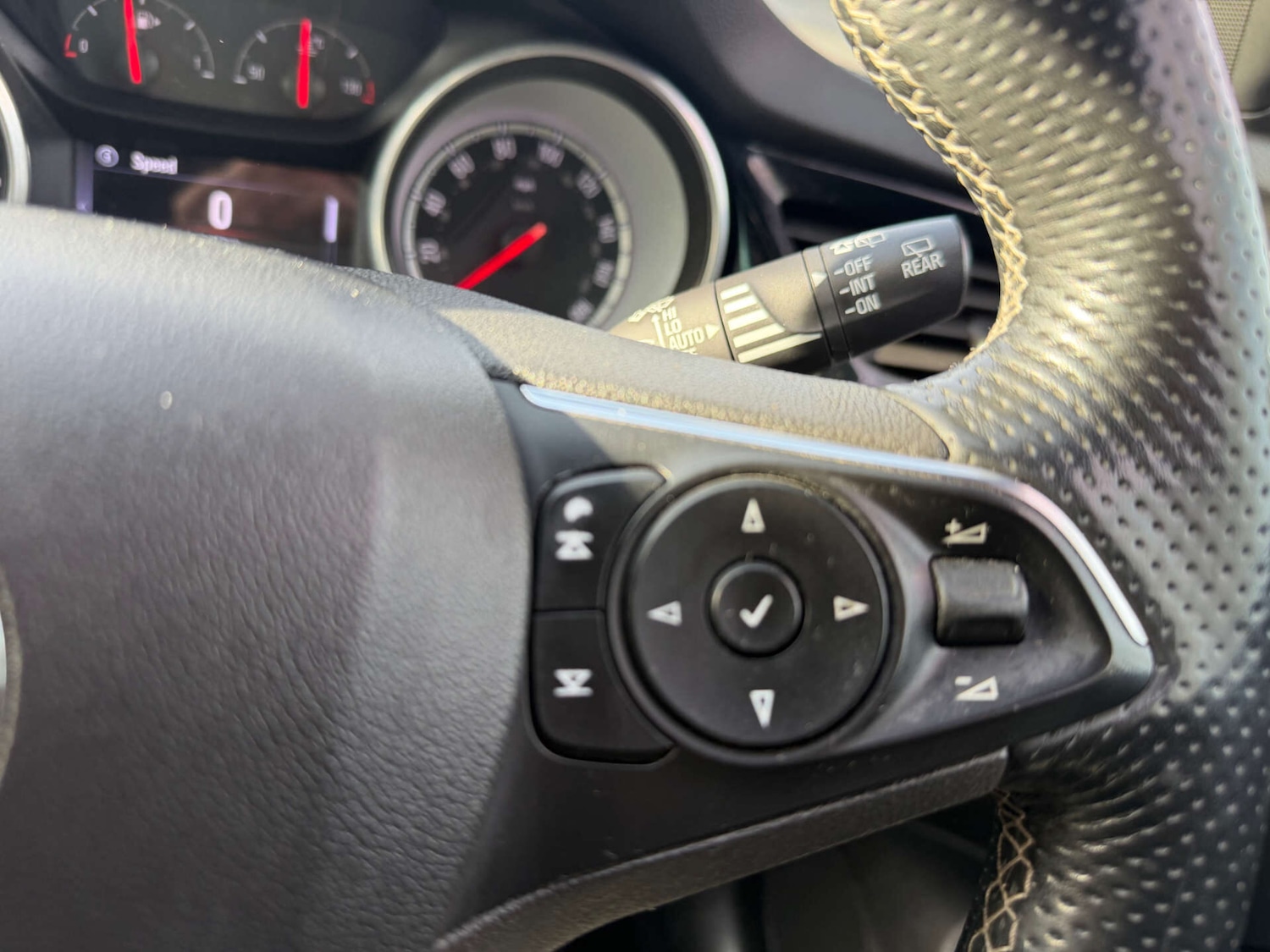 Used Vauxhall Insignia 2017 for sale - 77557354: Photo 30