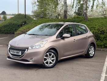 Used Peugeot 208 2014 for sale - 78179427: Photo