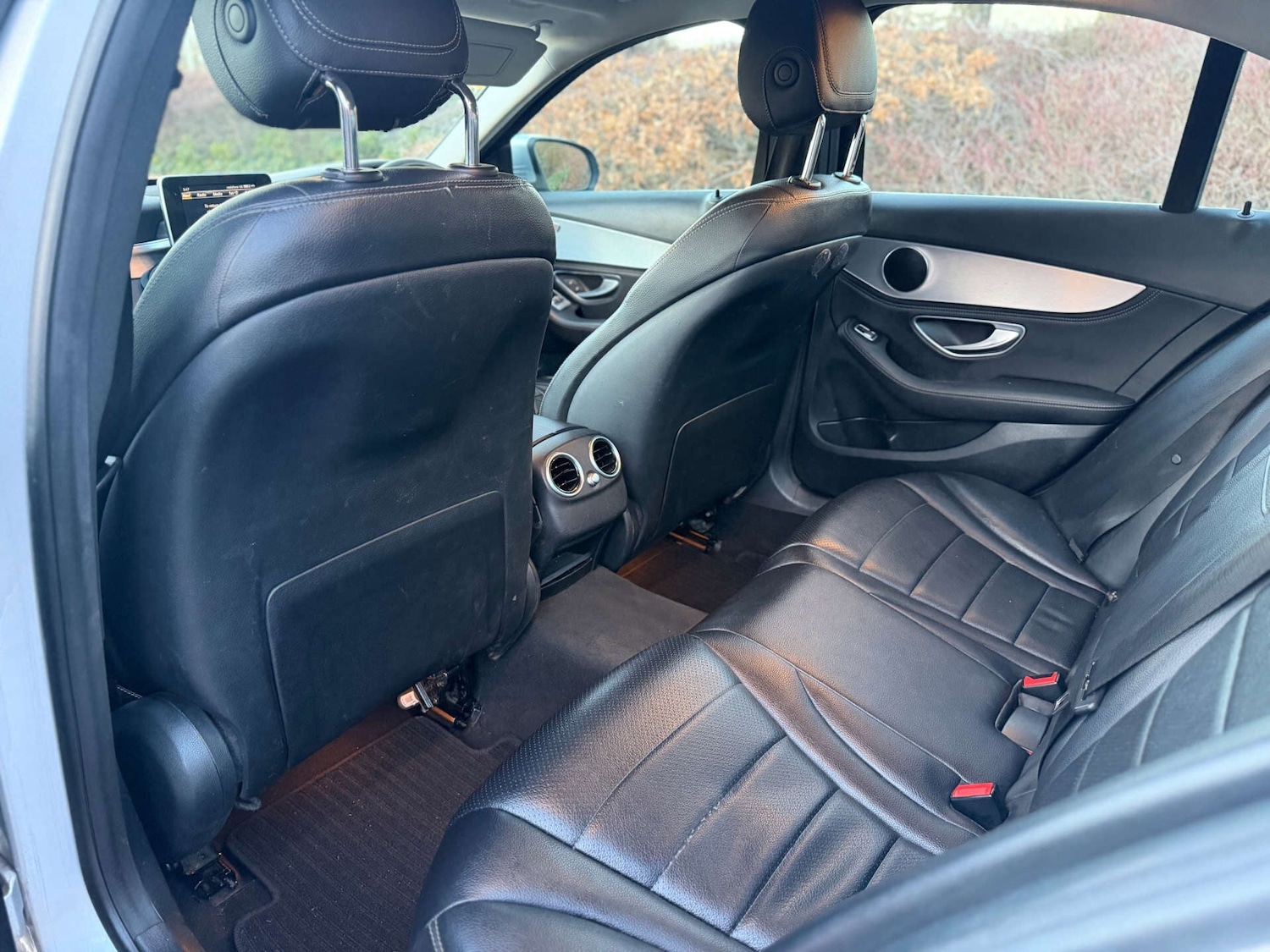 Used Mercedes-Benz C Class 2015 for sale - 77148020: Photo 25