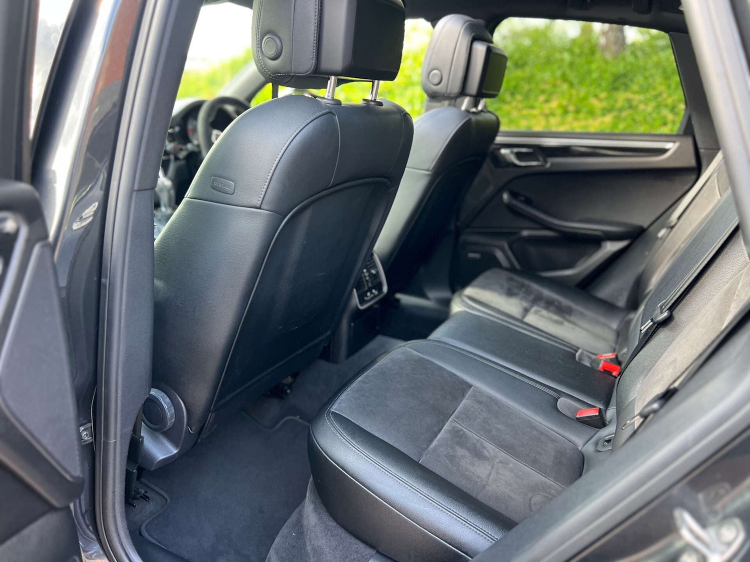 Used Porsche Macan 2016 for sale - 77258365: Photo 31