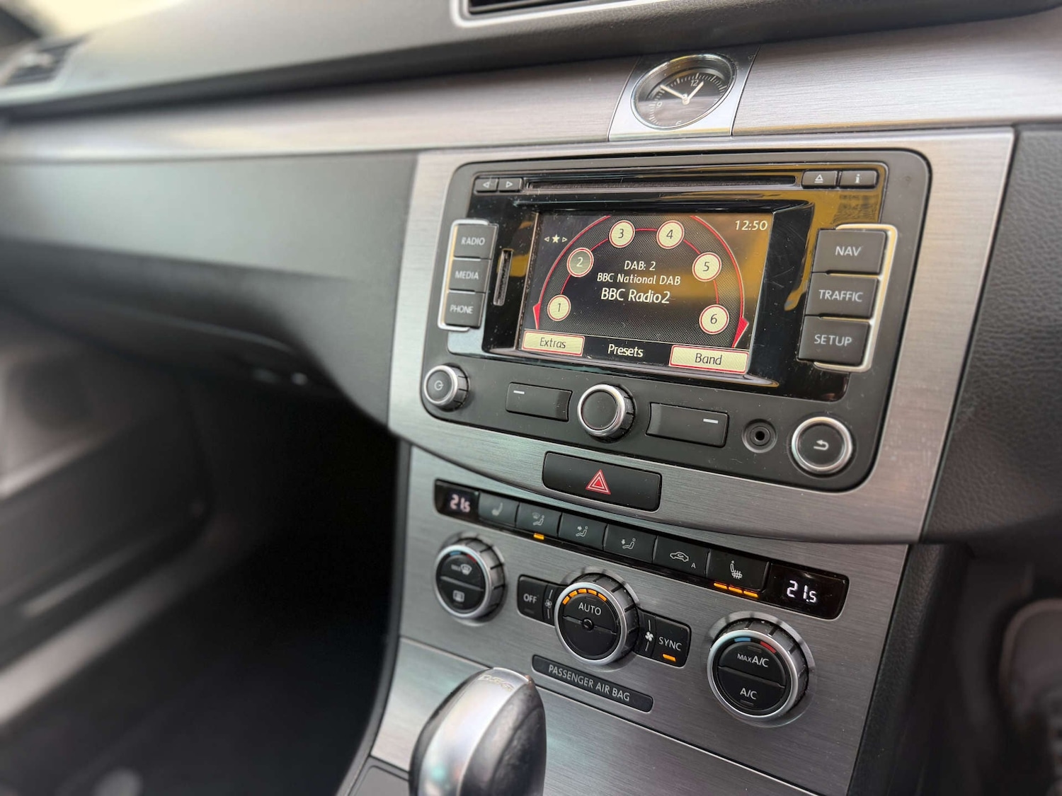 Used Volkswagen Passat 2014 for sale - 76718896: Photo 15