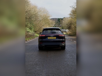 Used Porsche Cayenne 2019 for sale - 76791384: Photo