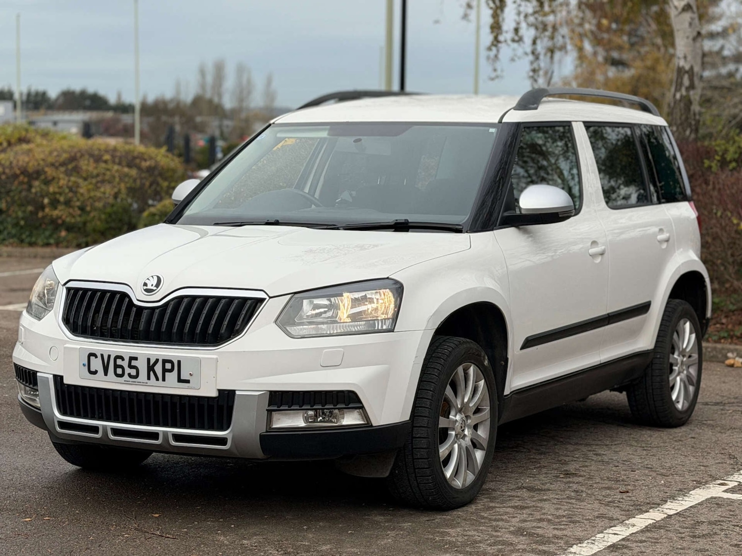 Used Skoda Yeti 2015 for sale - 76718893: Photo 4