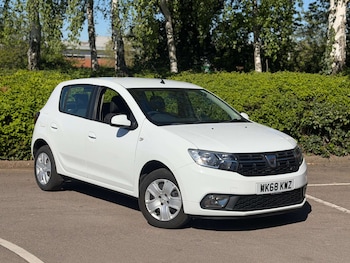 Used Dacia Sandero 2018 for sale - 78513212: Photo