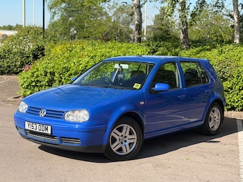 Used Volkswagen Golf 2001 for sale - 77635296: Photo