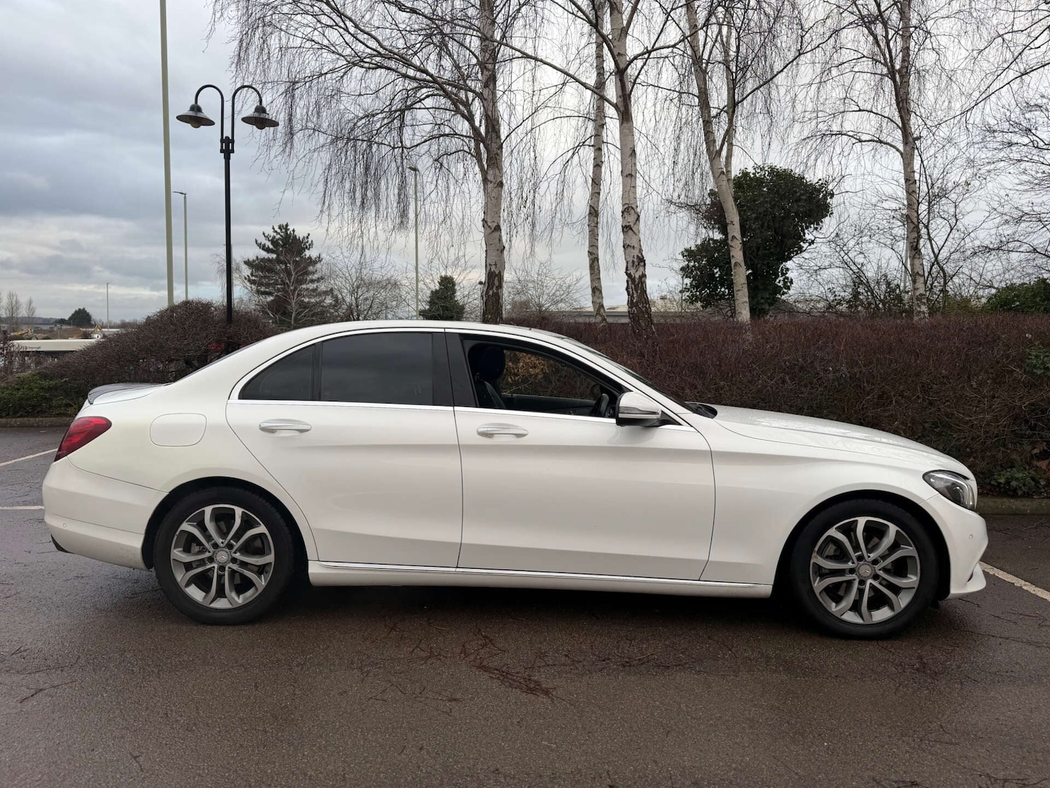 Used Mercedes-Benz C Class 2015 for sale - 77296685: Photo 9