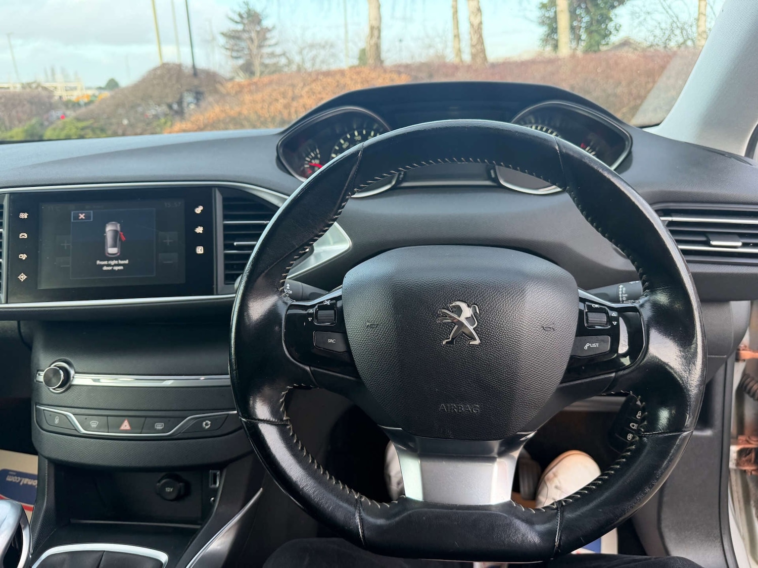 Used Peugeot 308 2017 for sale - 77555005: Photo 20