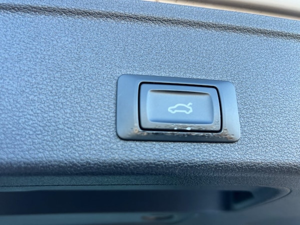 Used Audi A4 Avant 2017 for sale - 76223999: Photo 19