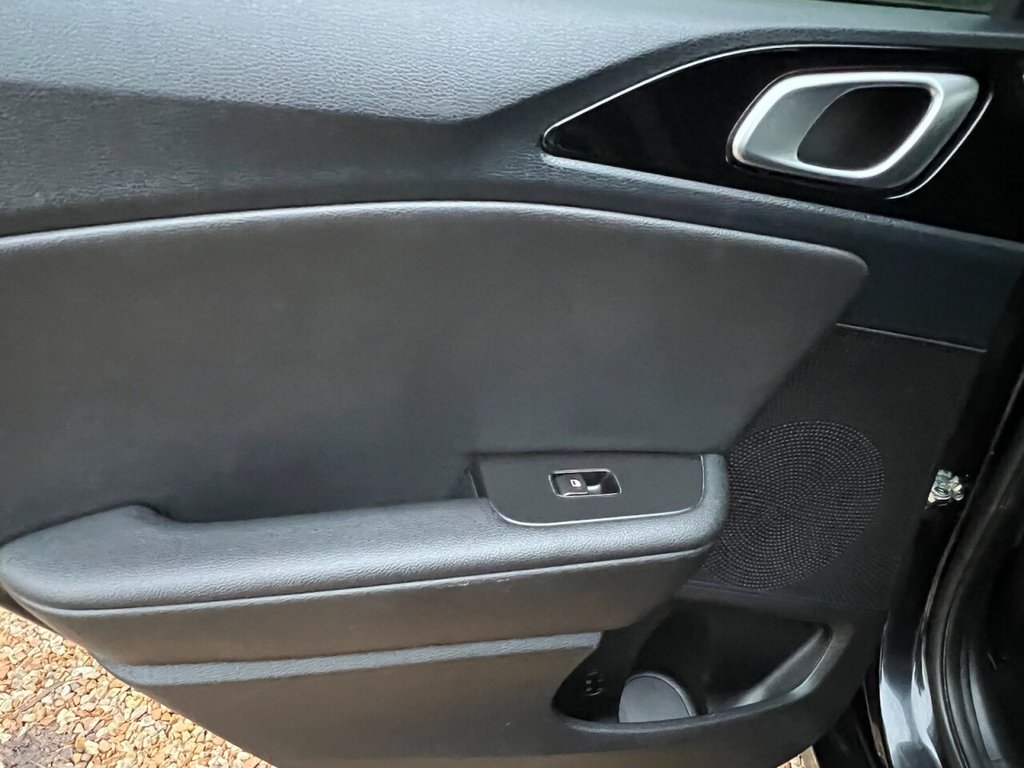 Used Kia Ceed 2018 for sale - 76910343: Photo 20