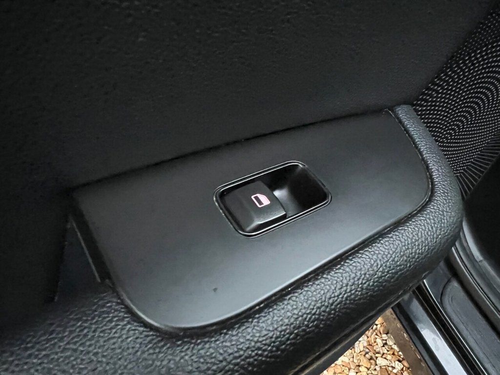 Used Kia Ceed 2018 for sale - 76910343: Photo 21