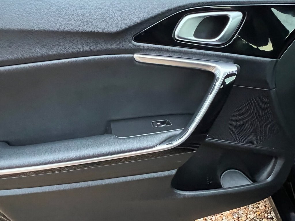 Used Kia Ceed 2018 for sale - 76910343: Photo 28