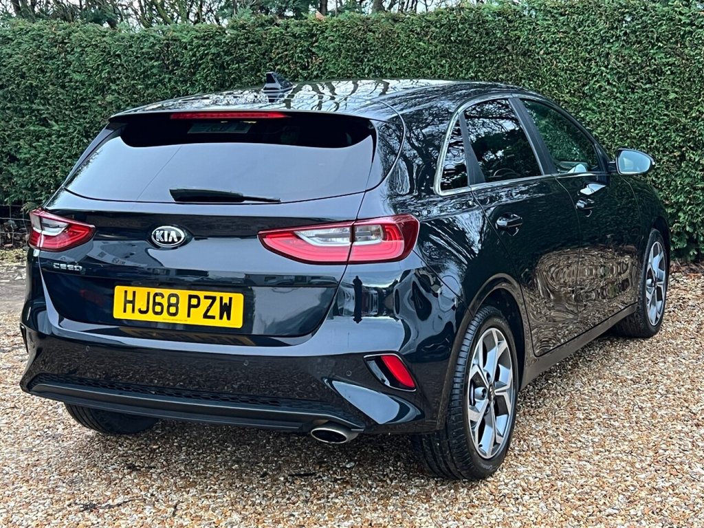 Used Kia Ceed 2018 for sale - 76910343: Photo 7