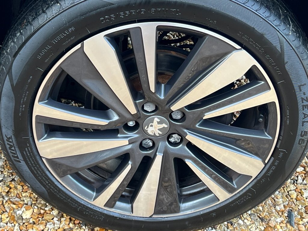 Used Peugeot 3008 2020 for sale - 76724879: Photo 14