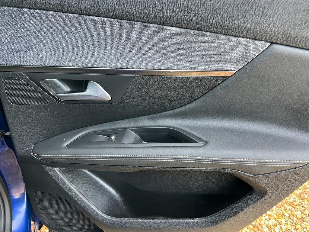 Used Peugeot 3008 2020 for sale - 76724879: Photo 24