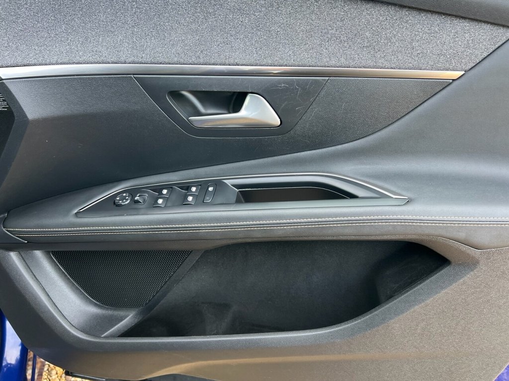 Used Peugeot 3008 2020 for sale - 76724879: Photo 31