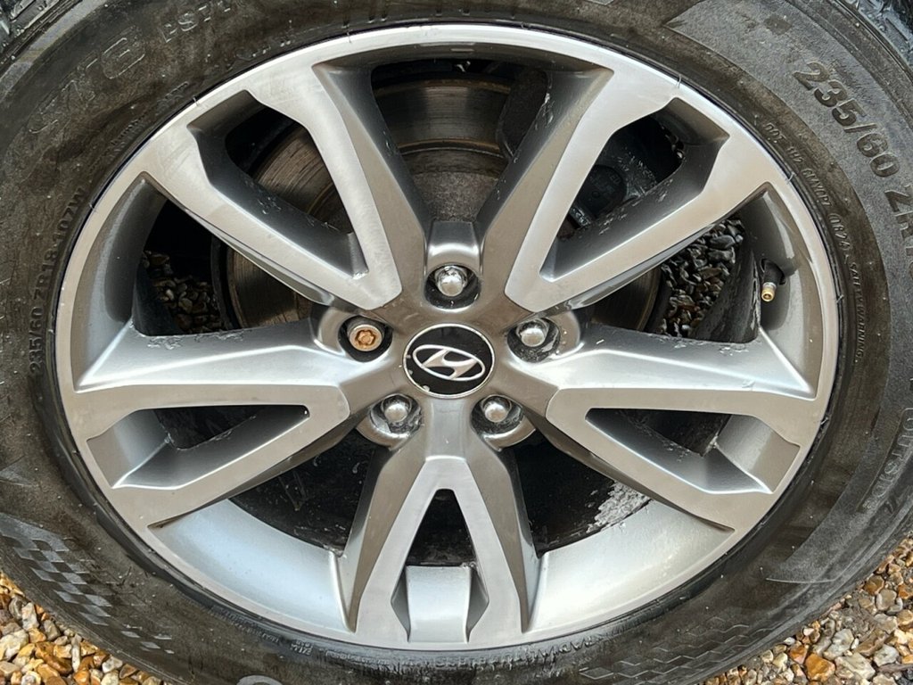 Used Hyundai Santa Fe 2014 for sale - 77287904: Photo 11