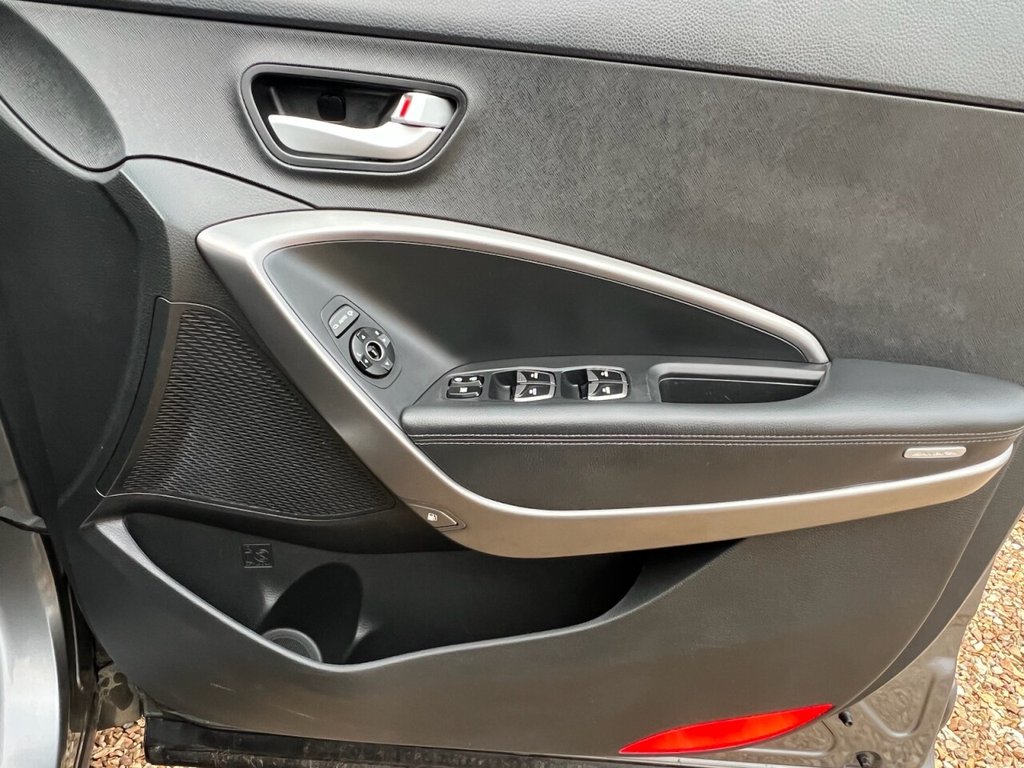 Used Hyundai Santa Fe 2014 for sale - 77287904: Photo 36