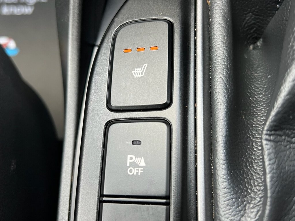 Used Hyundai Santa Fe 2014 for sale - 77287904: Photo 47