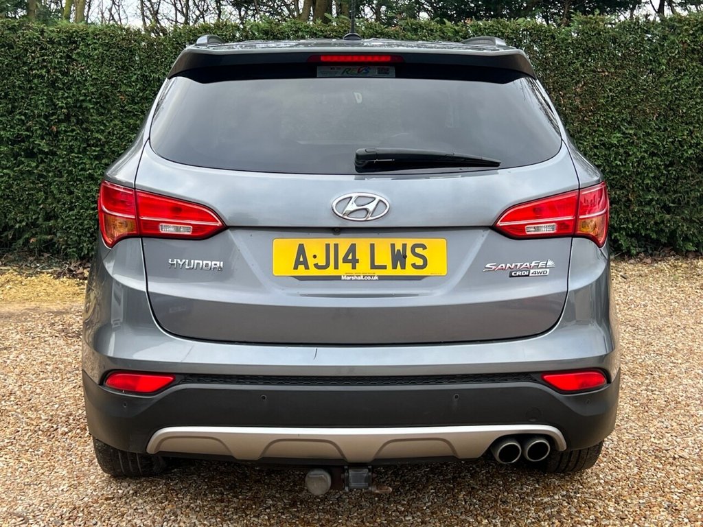 Used Hyundai Santa Fe 2014 for sale - 77287904: Photo 9