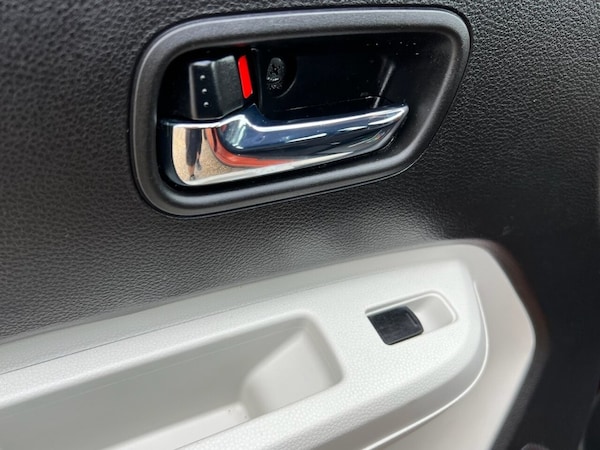Used Suzuki Ignis 2018 for sale - 75654605: Photo 28
