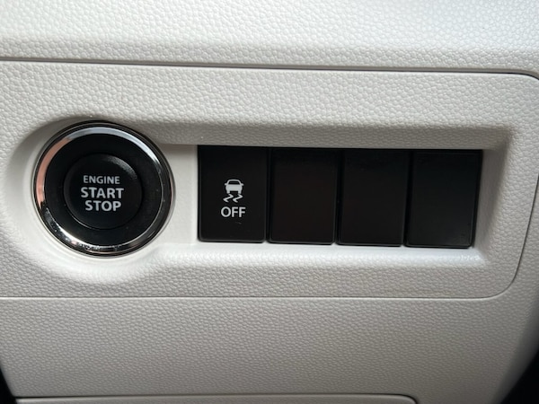 Used Suzuki Ignis 2018 for sale - 75654605: Photo 45