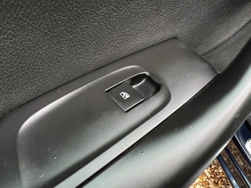 Used Vauxhall Astra 2019 for sale - 77287868: Photo 29