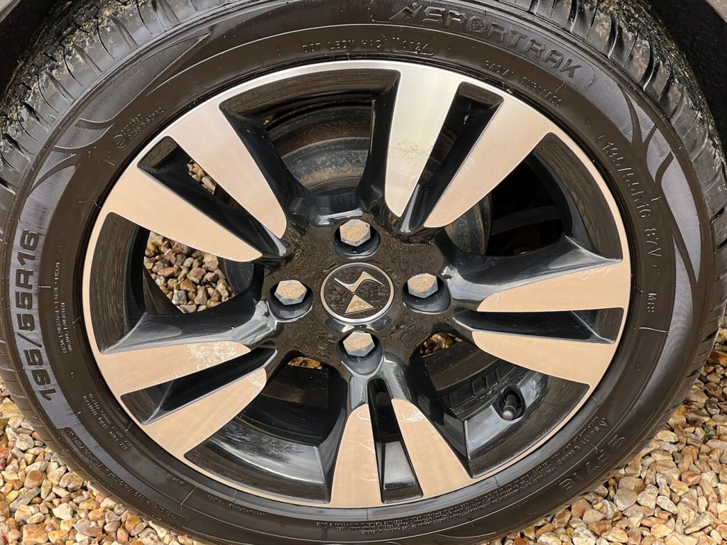 Used DS Automobiles DS 3 2016 for sale - 76356849: Photo 11