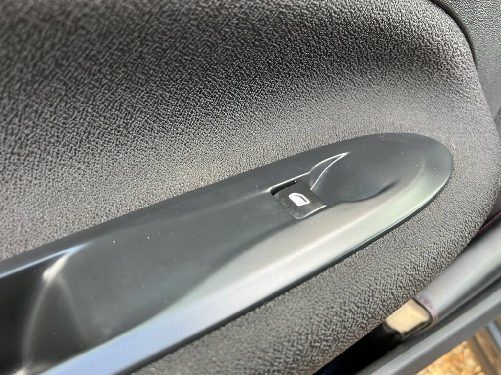 Used DS Automobiles DS 3 2016 for sale - 76356849: Photo 25