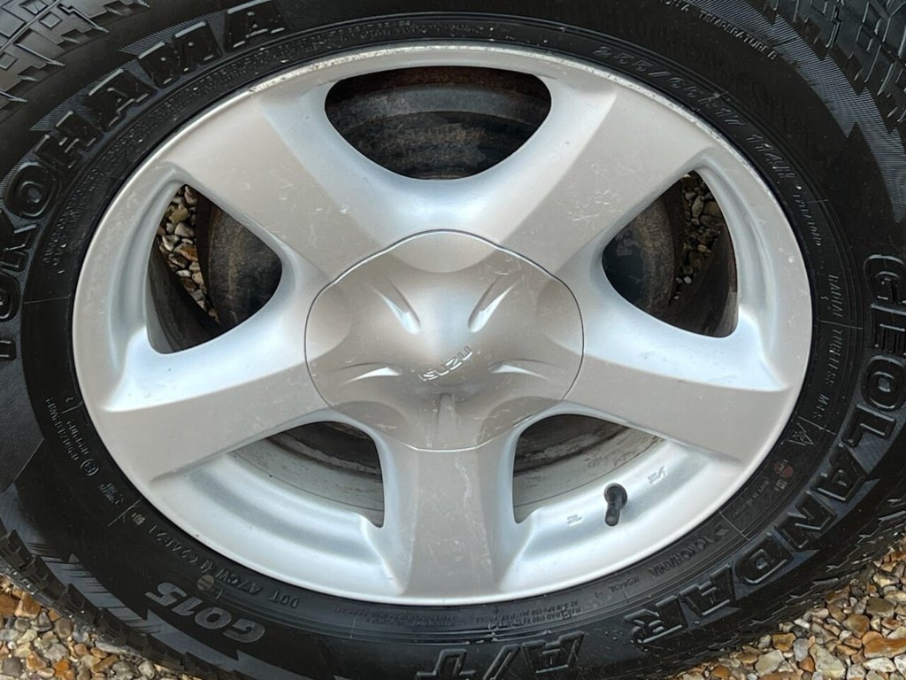 Used Isuzu D-Max 2013 for sale - 77681076: Photo 11