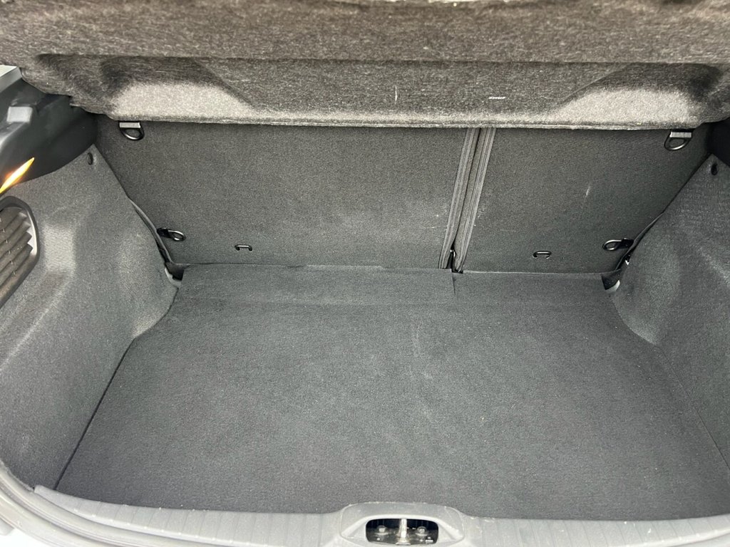 Used Peugeot 208 2018 for sale - 76203216: Photo 18