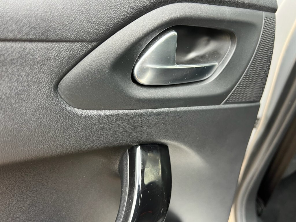 Used Peugeot 208 2018 for sale - 76203216: Photo 21