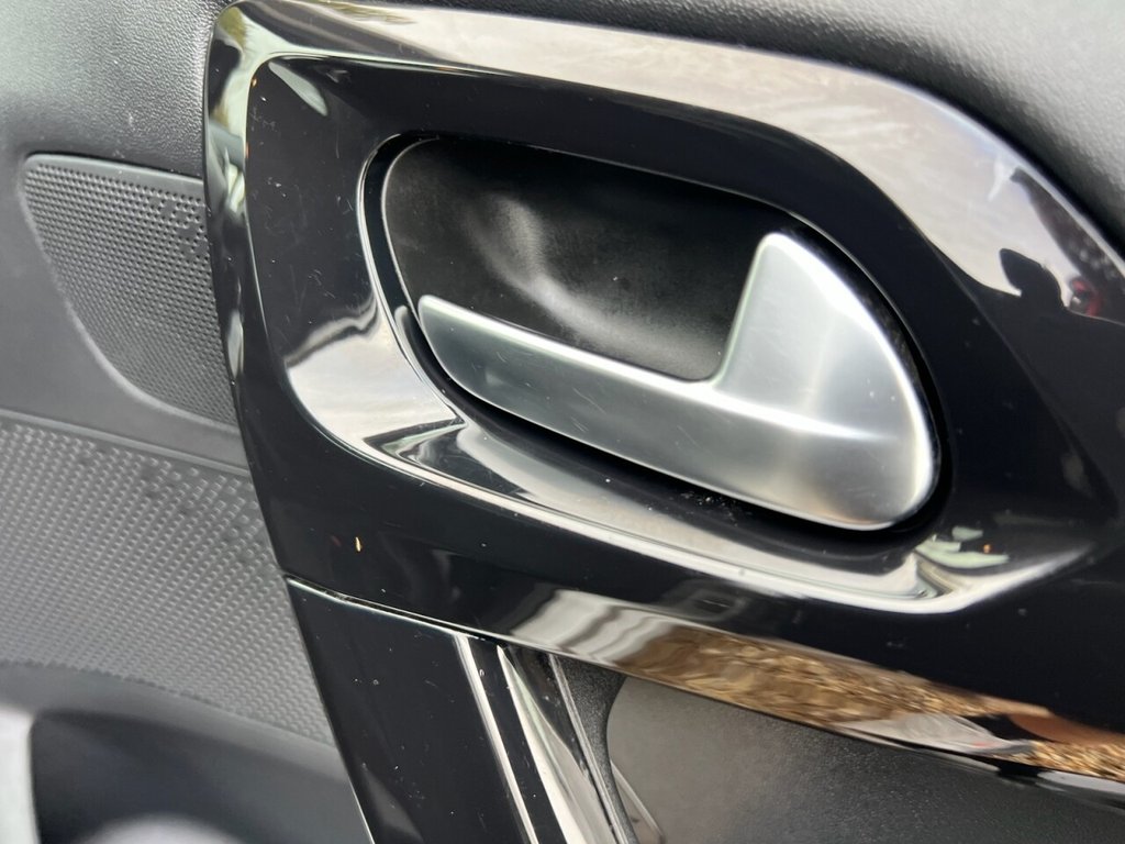 Used Peugeot 208 2018 for sale - 76203216: Photo 31