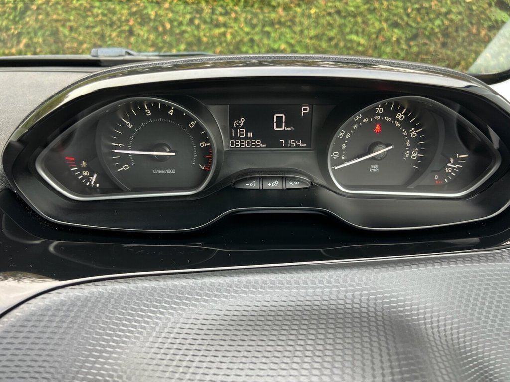 Used Peugeot 208 2018 for sale - 76203216: Photo 35