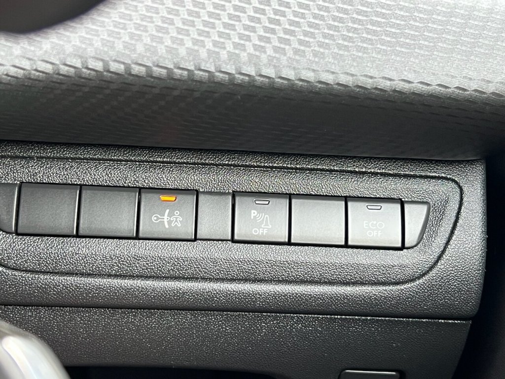 Used Peugeot 208 2018 for sale - 76203216: Photo 44