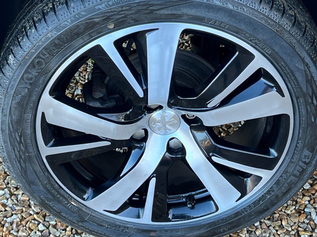 Used Peugeot 2008 2019 for sale - 76724595: Photo 11