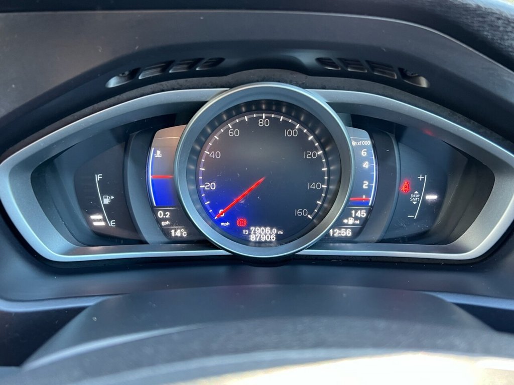 Used Volvo V40 2018 for sale - 77609027: Photo 35