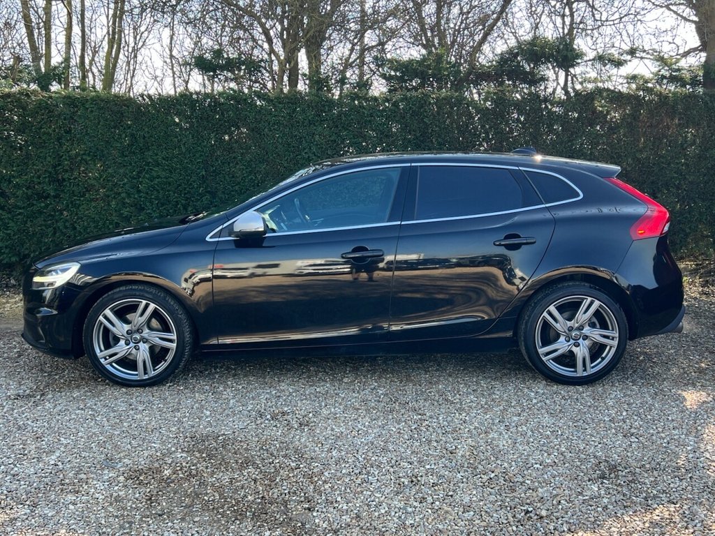 Used Volvo V40 2018 for sale - 77609027: Photo 6