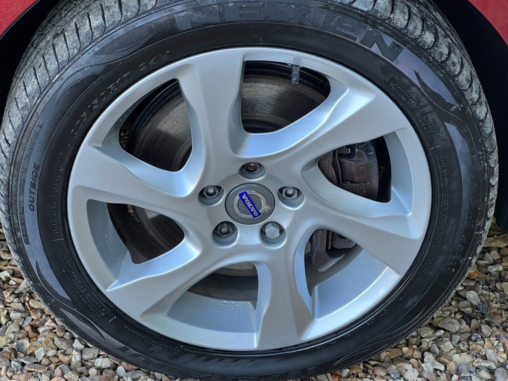 Used Volvo V40 Cross Country 2015 for sale - 76056961: Photo 13