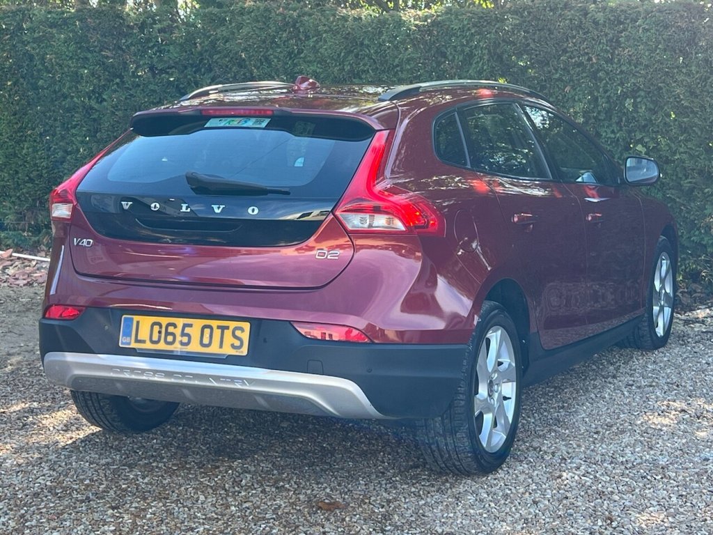 Used Volvo V40 Cross Country 2015 for sale - 76056961: Photo 8