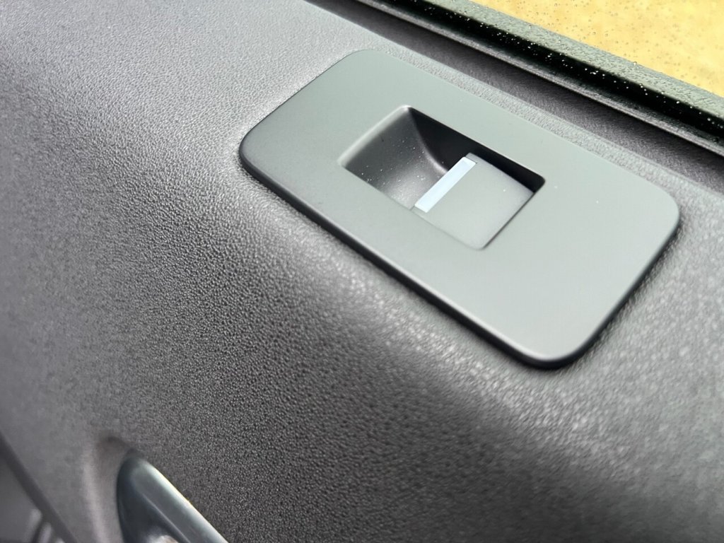 Used Land Rover Discovery Sport 2017 for sale - 77507512: Photo 30