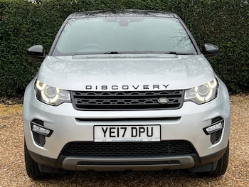 Used Land Rover Discovery Sport 2017 for sale - 77507512: Photo