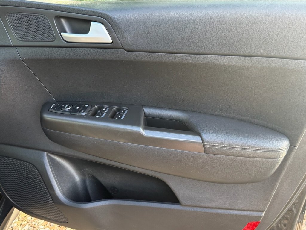 Used Kia Sportage 2017 for sale - 75739052: Photo 31