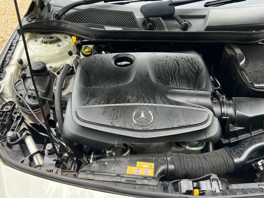 Used Mercedes-Benz CLA 2015 for sale - 76203180: Photo 16