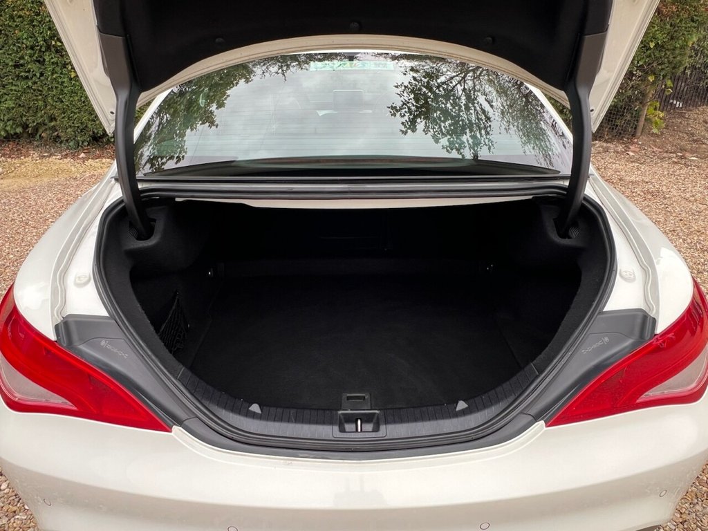 Used Mercedes-Benz CLA 2015 for sale - 76203180: Photo 17