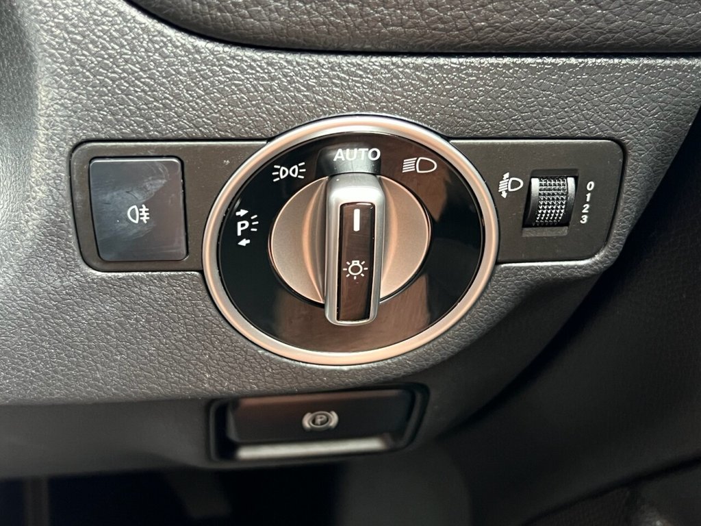 Used Mercedes-Benz CLA 2015 for sale - 76203180: Photo 46