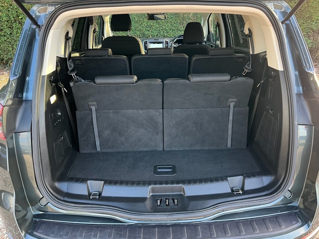 Used Ford S-Max 2017 for sale - 76356903: Photo 17