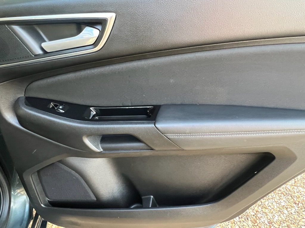 Used Ford S-Max 2017 for sale - 76356903: Photo 26