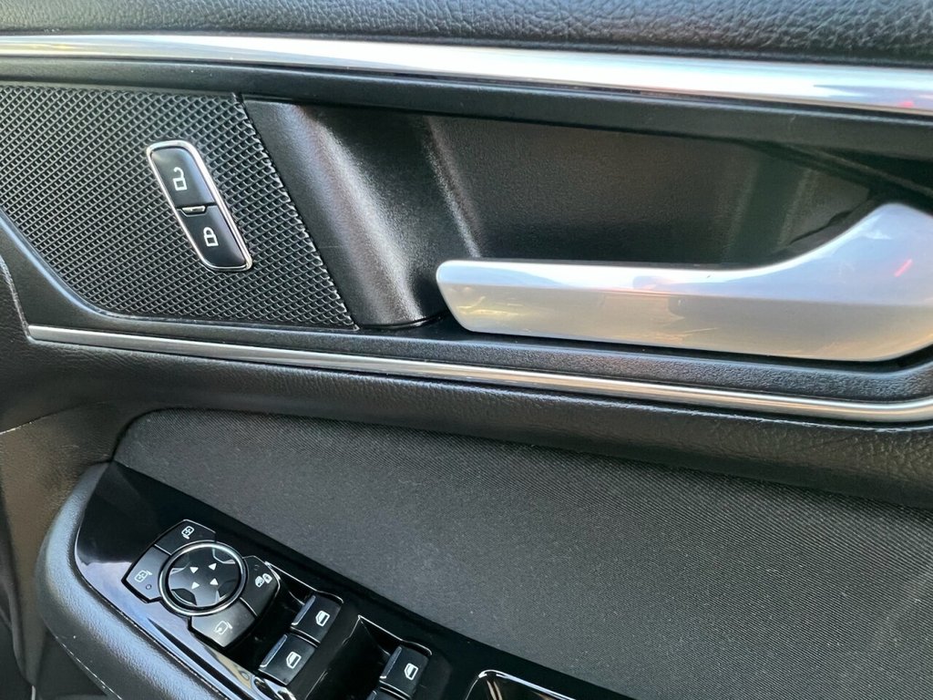 Used Ford S-Max 2017 for sale - 76356903: Photo 37