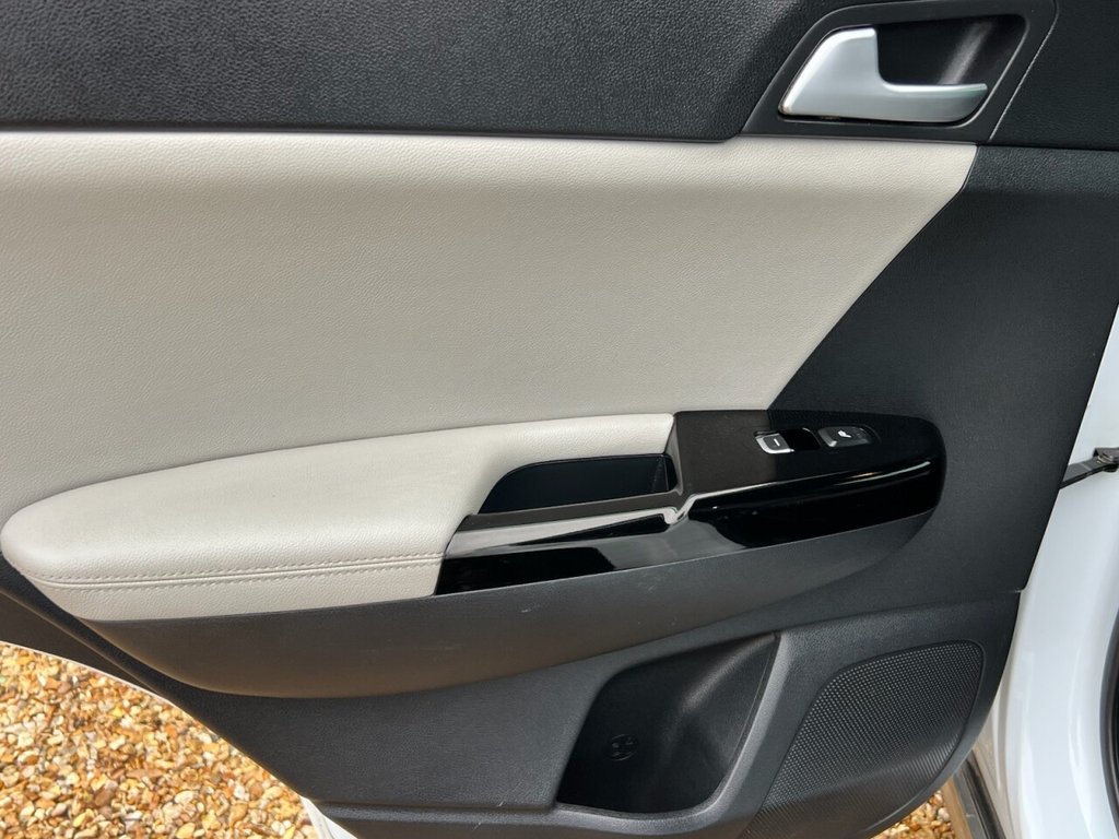 Used Kia Sportage 2016 for sale - 76068669: Photo 20