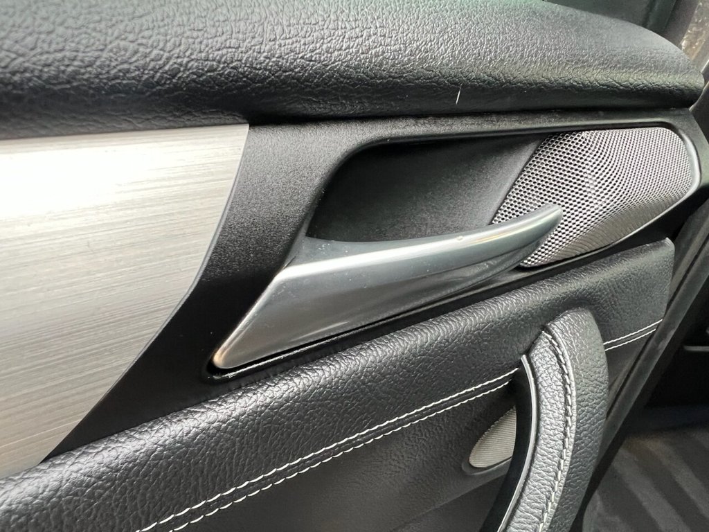 Used BMW X4 2017 for sale - 76338599: Photo 23